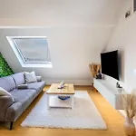 דירה Hue Space Air *